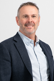 Robert Chamberlain headshot