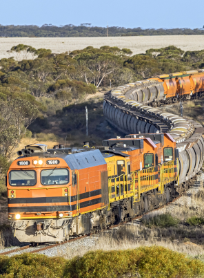 Intersecting rail tracks